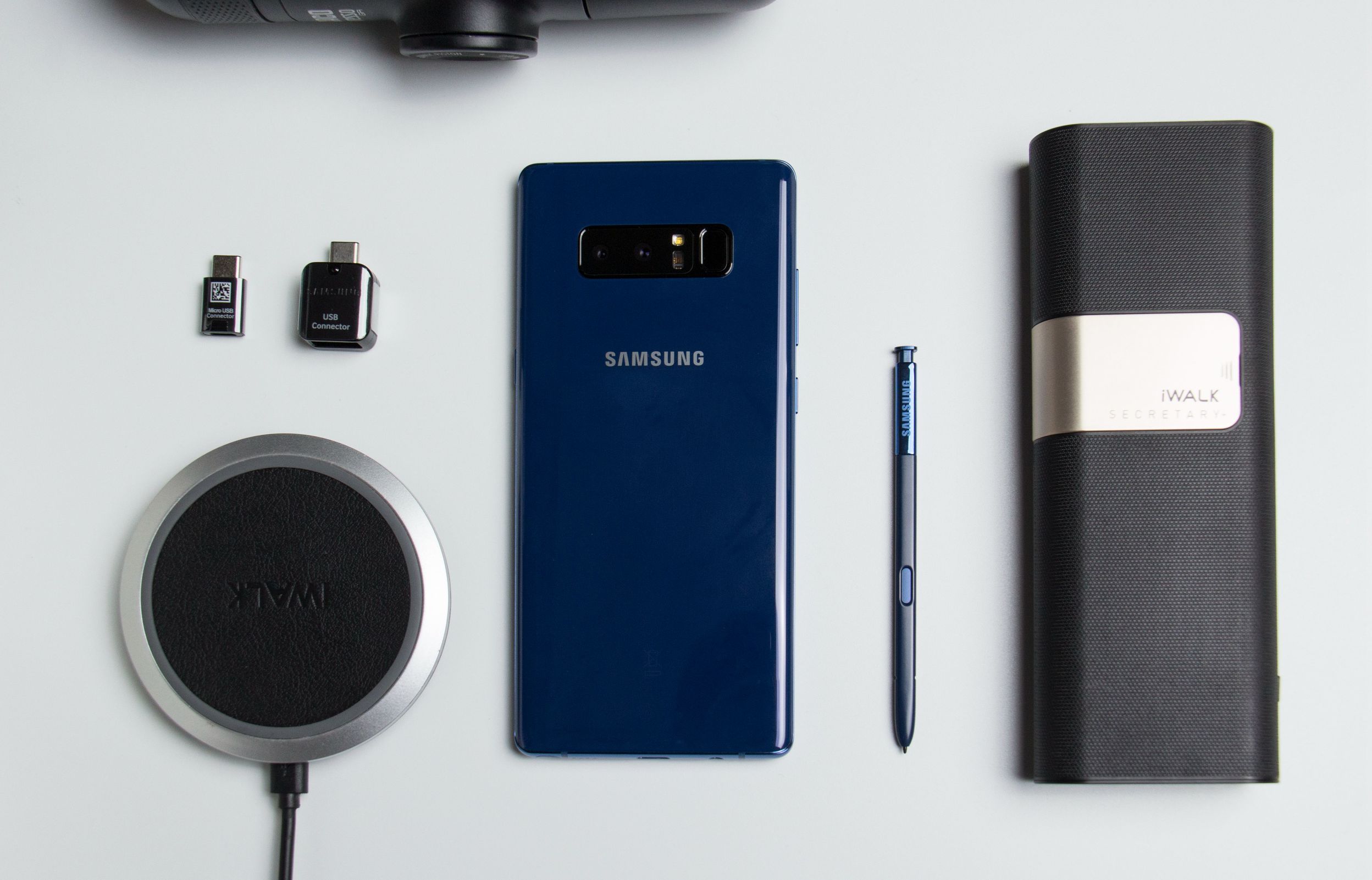 三星note 8跟s8有区别吗 (三星s8好还是红米note8pro好)