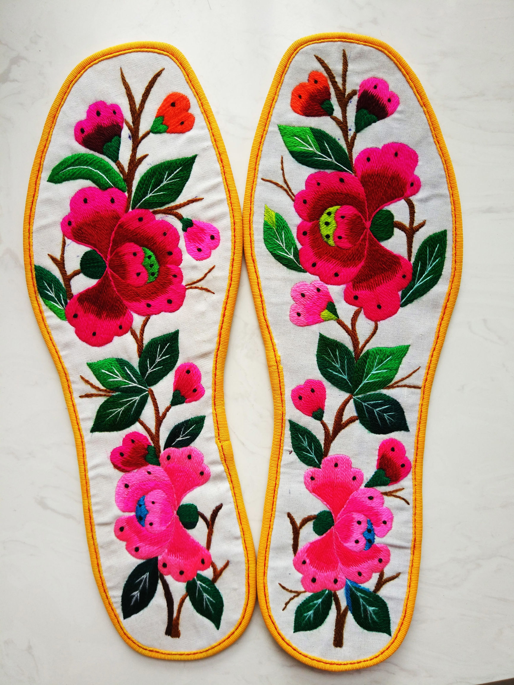 甘肃庆阳结婚纯手工鞋垫,甘肃正宗绣花鞋垫图片