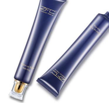 自信才是最美的妆容,精致妆容做一个优雅的美人