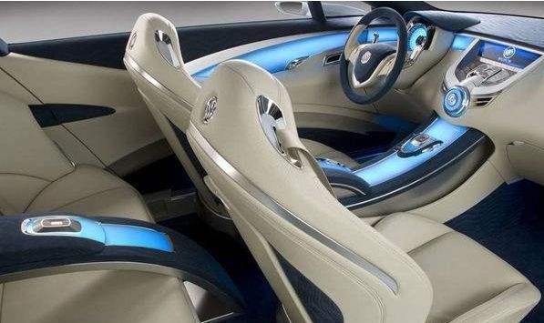 汽车内饰油渍污渍怎么解决,车内饰有油渍怎么处理