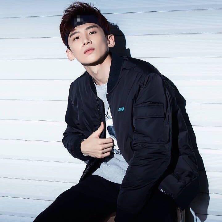 白敬亭和胡一天同框,白敬亭和胡一天出席活动