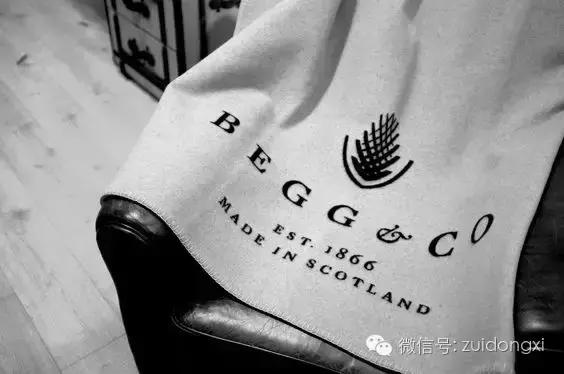 穿那么多件衣服，不如戴一条围巾