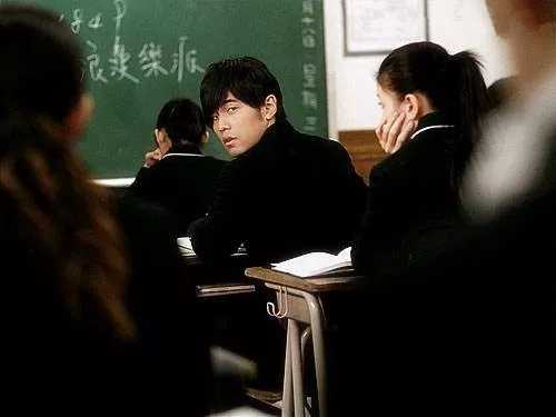 等你下课周杰伦完整版,等你下课周杰伦