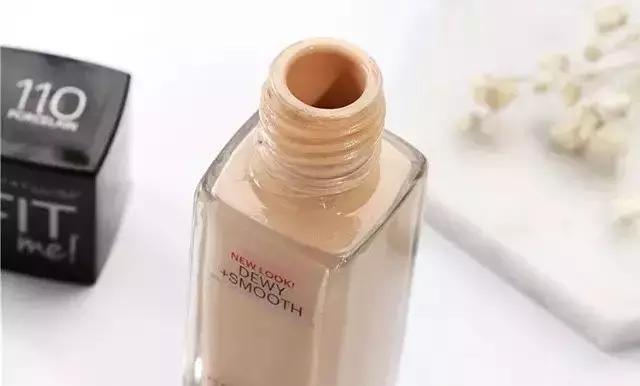 适合秋冬的平价粉底液推荐,遮瑕控油不卡粉的平价粉底液测评