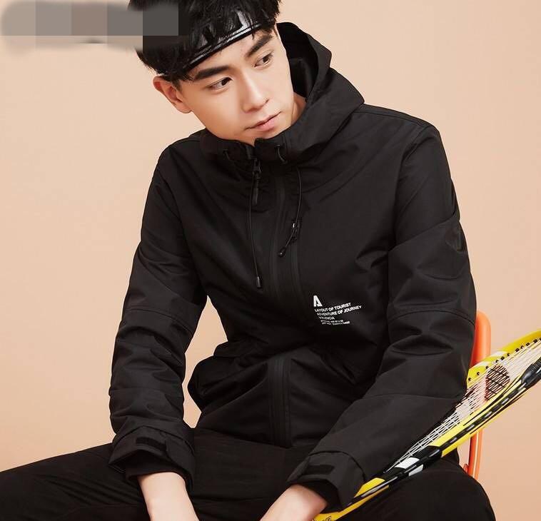 白敬亭和胡一天同框,白敬亭和胡一天出席活动