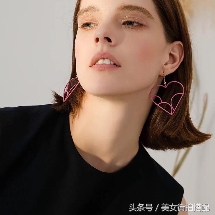 一招让脸变小的小方法,最简单让脸变小的方法