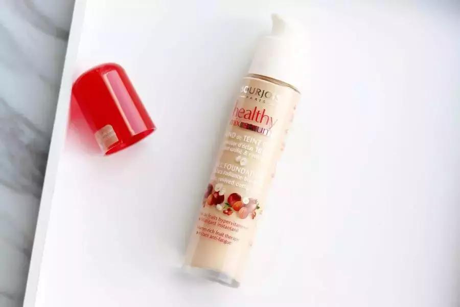 适合秋冬的平价粉底液推荐,遮瑕控油不卡粉的平价粉底液测评