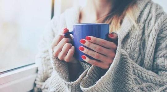 一到冬天手脚冰凉怎么调理最好,一到冬天手脚冰凉的偏方