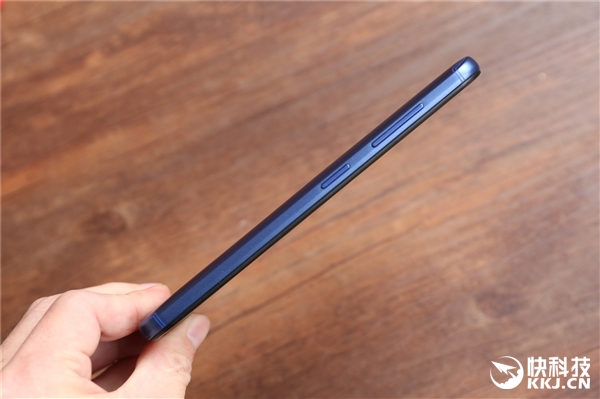 小辣椒7x吃鸡画质,红辣椒7x吃鸡测评