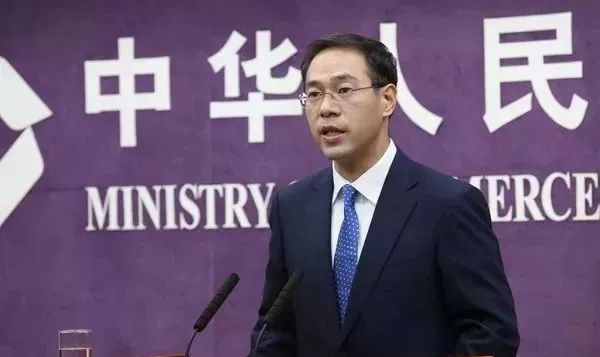 别再代购了！你最爱的面膜、奶粉、纸尿裤……统统零关税｜8000种商品今后更便宜