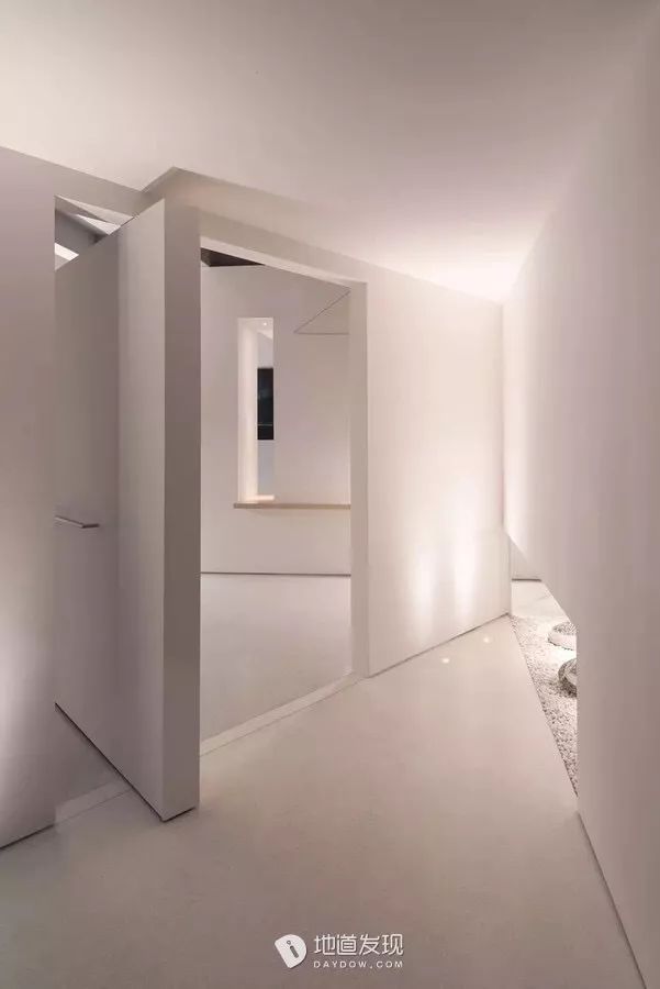 最近比较火的网红咖啡店广州 (广州最值得去的10家网红咖啡店)