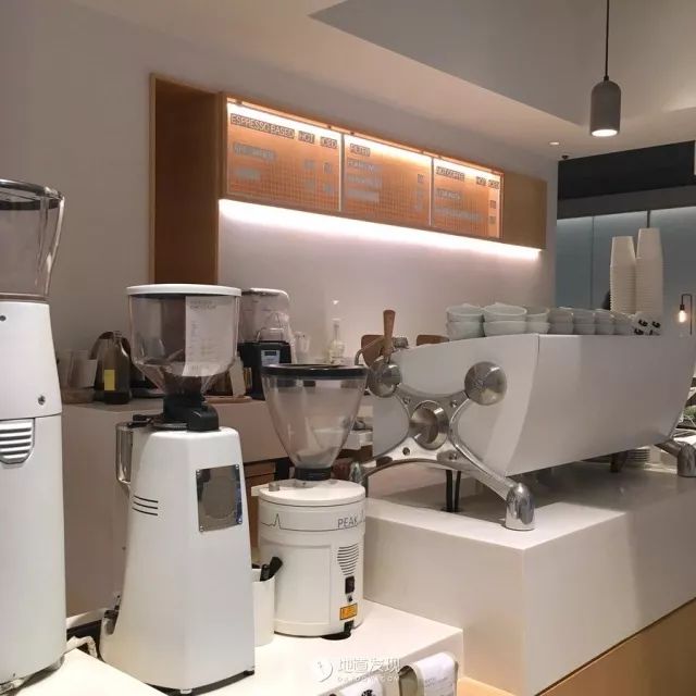 最近比较火的网红咖啡店广州 (广州最值得去的10家网红咖啡店)