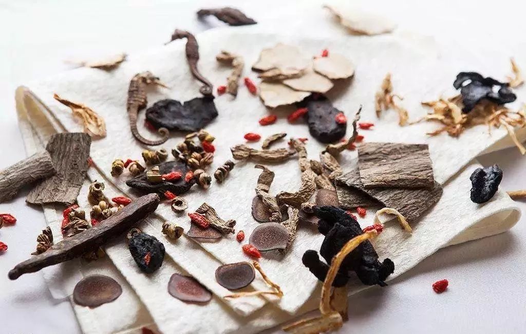 澳门赌王女儿入境新西兰居然被扣,她究竟带了什么?