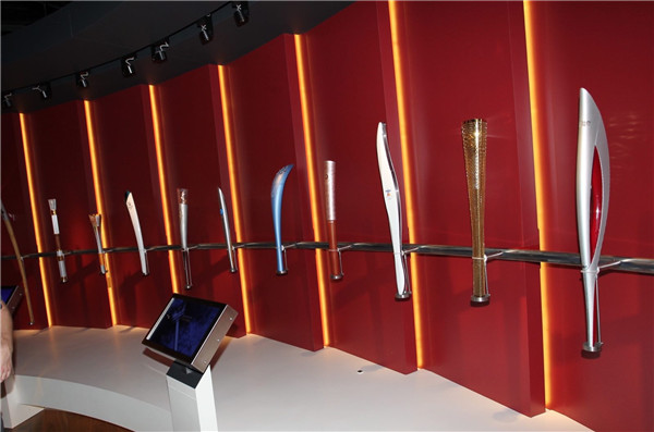 淄博代表团赴曼城参加第二届世界足球文化高峰论坛