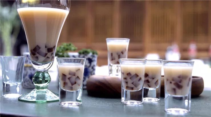 乐活家｜难道只有我和变壮的周董好奇，狂喝奶茶不发胖的方法？