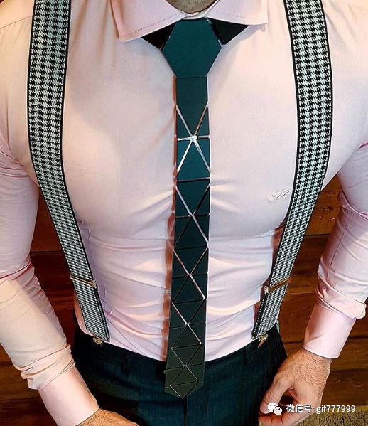 男人胸大穿的背心,男人胸部大穿啥衣服