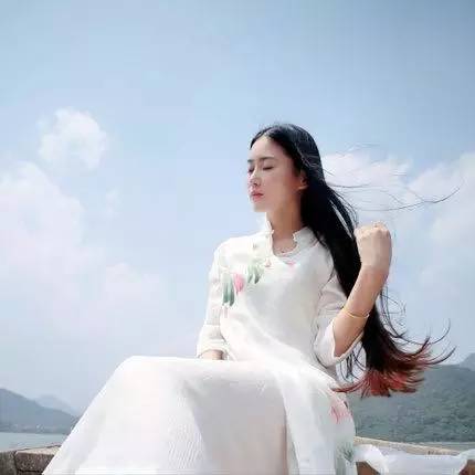 B12大话|淘宝网红背后的男人给了你一本秘籍