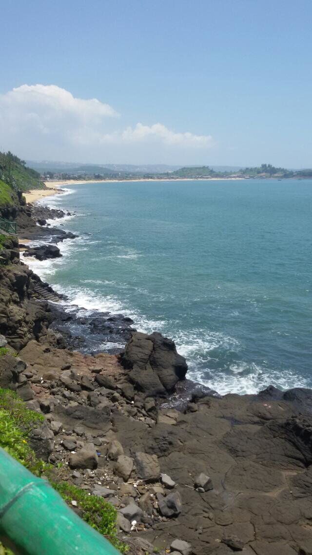 五一出游如何抵御人山人海，强哥有神功！