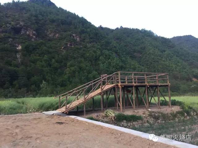 火烧店又现新鲜玩意儿，听说是.......