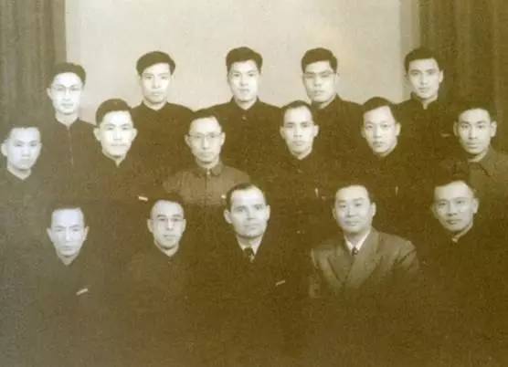 东方红一号有哪些航天知识,东方红一号还在飞行吗