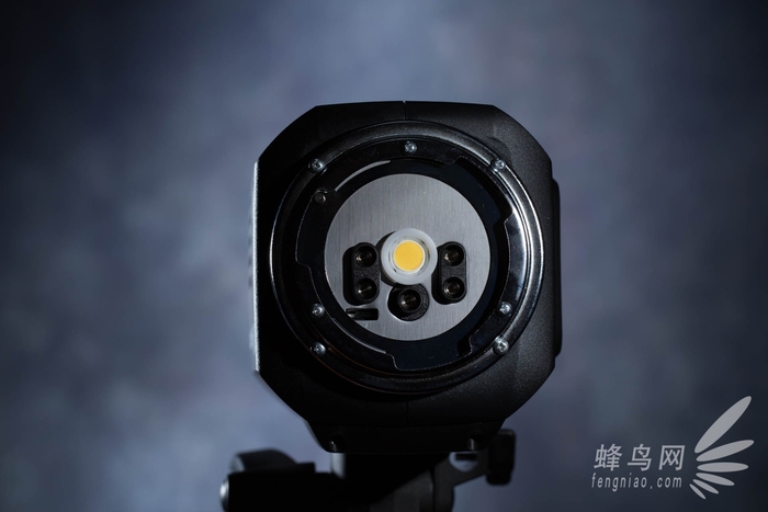 神牛ad600bm外拍灯的同步速度,神牛ad600外拍灯引闪器设置