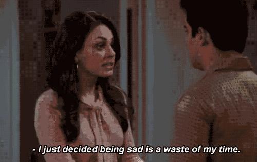 男子高速隧道提神,高速犯困夫妻在隧道提神