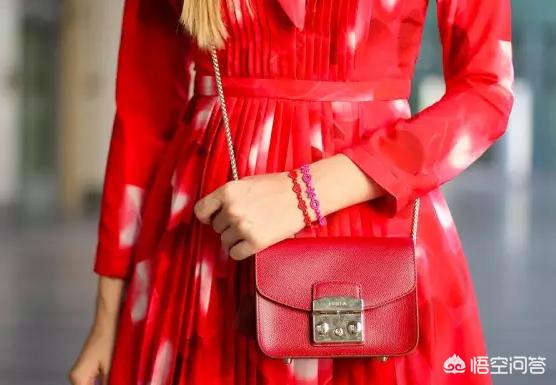 过年必买的红色包包,红色包包推荐小众高级感