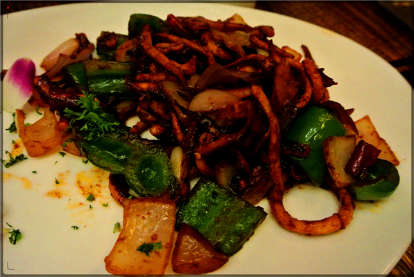 马来西亚巴生肉骨茶最正宗的做法,新加坡十二道锋味推荐的肉骨茶