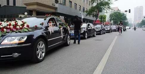 劳斯莱斯高端奢华吗,劳斯莱斯顶级奢华