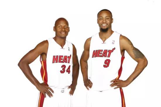 勒布朗詹姆斯成名前的故事 (勒布朗詹姆斯感人故事)