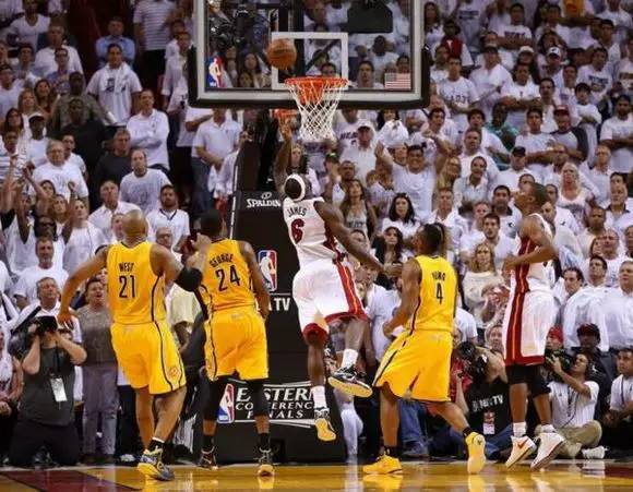 勒布朗詹姆斯成名前的故事 (勒布朗詹姆斯感人故事)