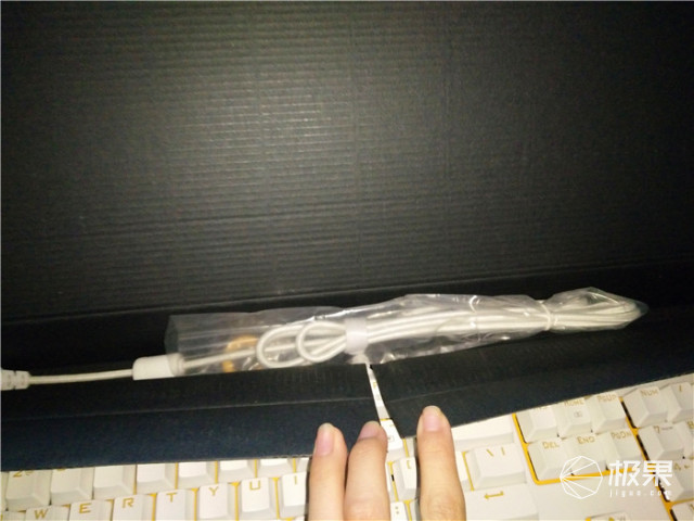 我生活工作中的白马王子,612机械键盘体验