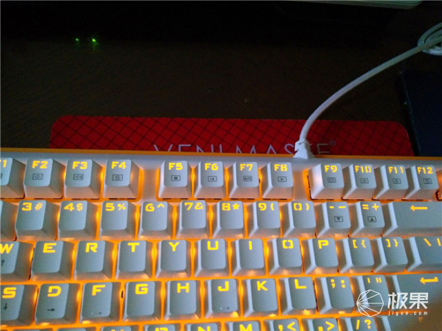 我生活工作中的白马王子,612机械键盘体验