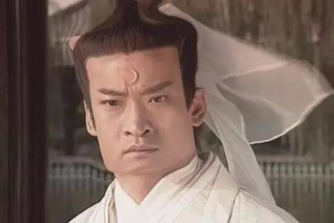 一个多年没有联系的同学加我微信，竟然是因为