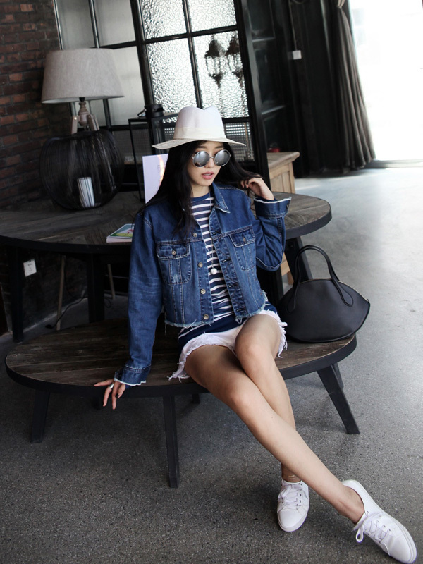 高圆圆和杨幂同穿绿色的裙子,杨幂高圆圆穿毛衣