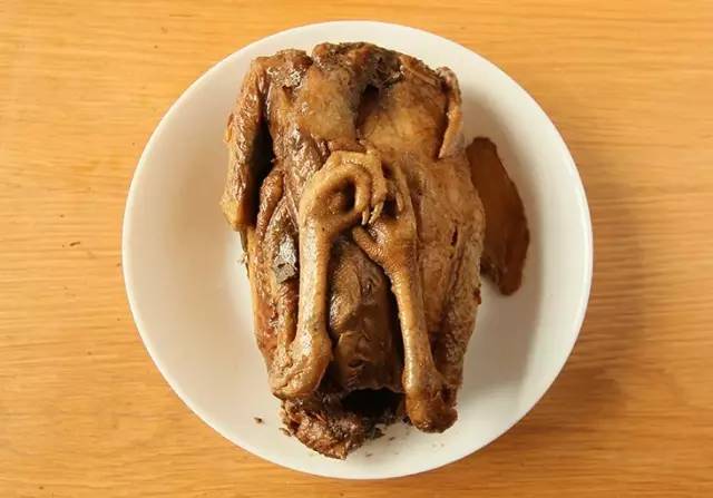 在魔都必须来吃的肥肠烤鱼,在魔都吃饭