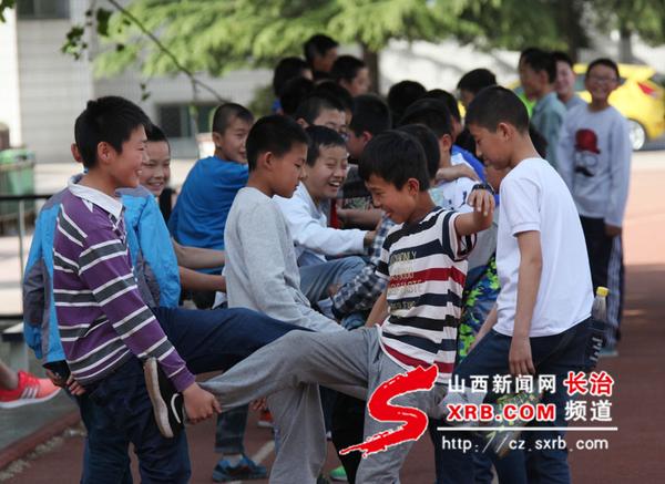 体育公开课足球,足球公开课初中完整版