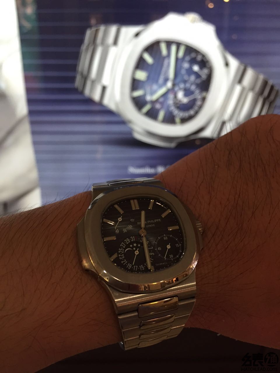 百达翡丽5712和蒂凡尼哪个好 (百达翡丽5712a目前价格多少)