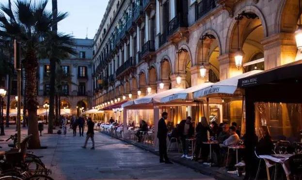 流星花园精彩片段,流星花园巴塞罗那喷泉