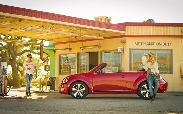 七分享受，三分装B！论证买敞篷车的必要性