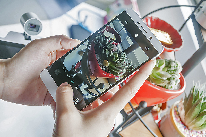 乐视再次掀起手机降价新风暴，X800直降800元，心动吗？