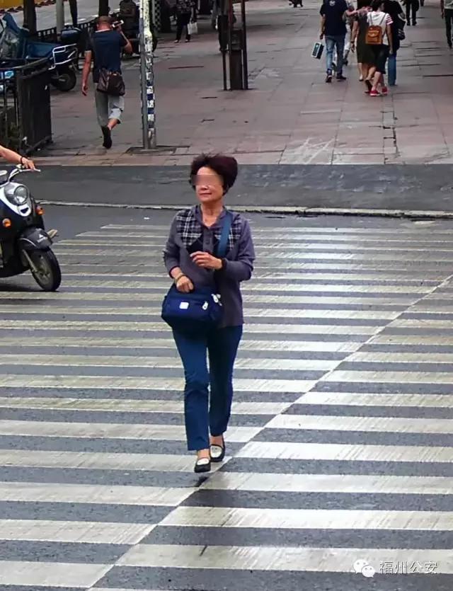 福州闯红灯多久能查出来,福州市十字路口红绿灯抓拍