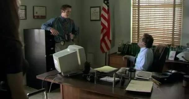 夭寿啊,章鱼上岸进化触手怪凌辱美少女啦!还好有dick警官~