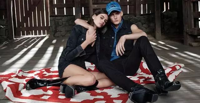 邓超谈鹿晗关晓彤2018,邓超鹿晗关晓彤同框视频