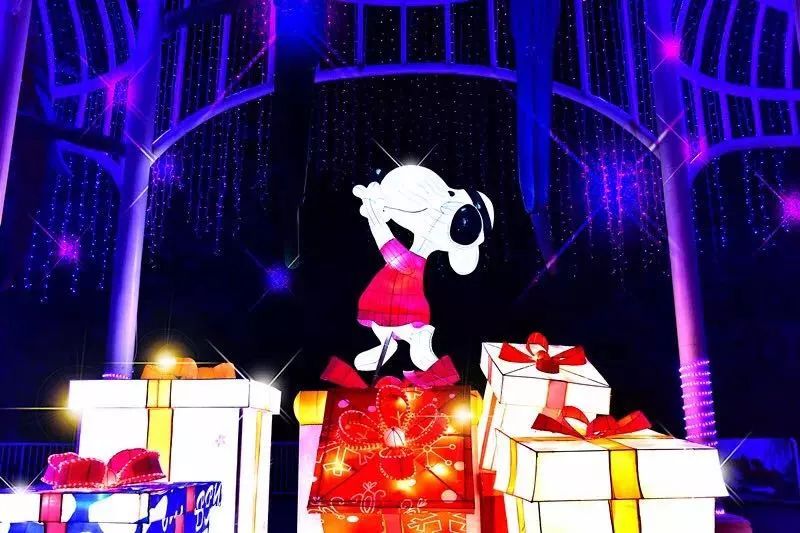 成都灯会七彩田野,灯会大型发光花灯