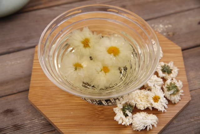 你应该努力获得好成绩,想要好成绩你必须刻苦