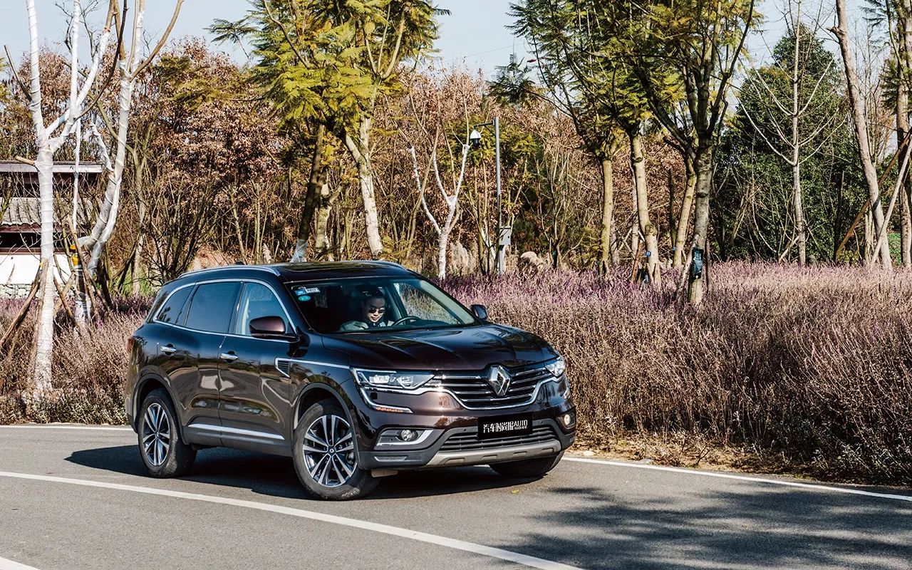 沉浸式体验雷诺科雷傲试驾,雷诺科雷傲试驾老司机