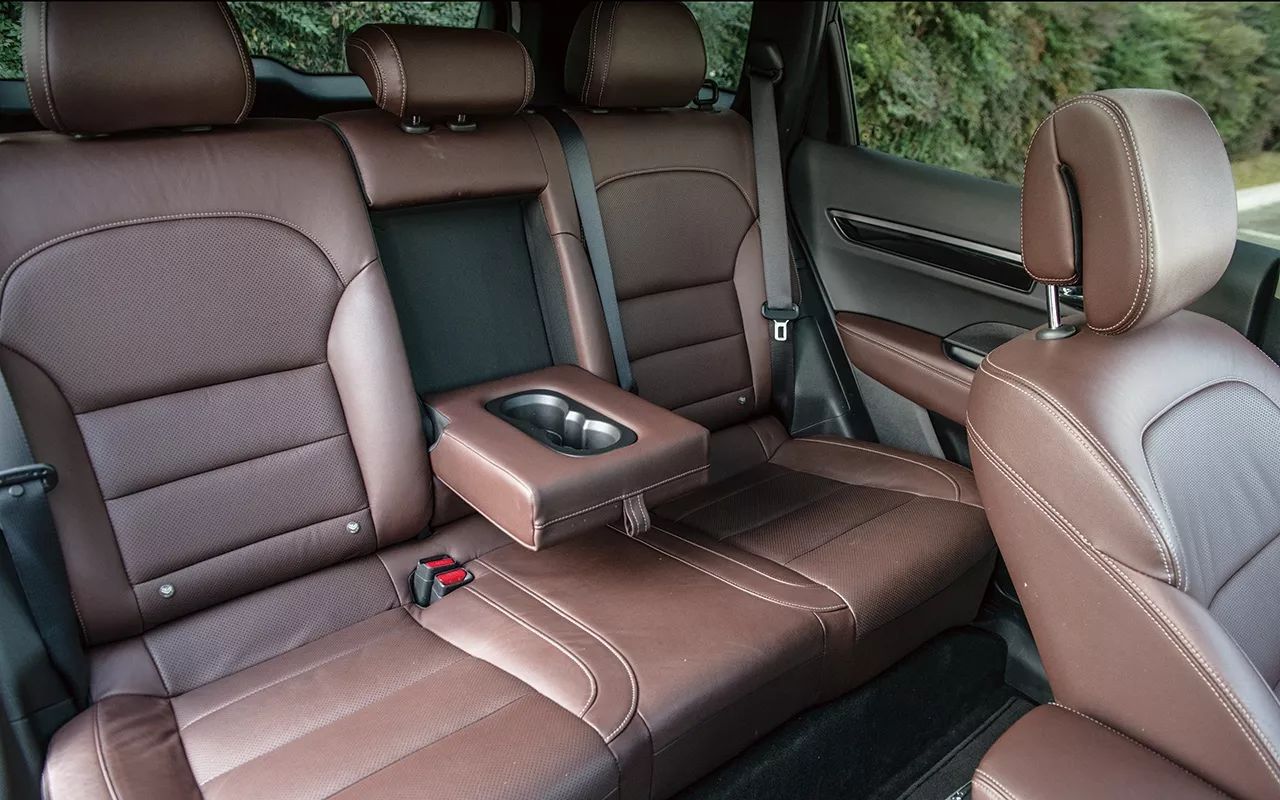 沉浸式体验雷诺科雷傲试驾,雷诺科雷傲试驾老司机