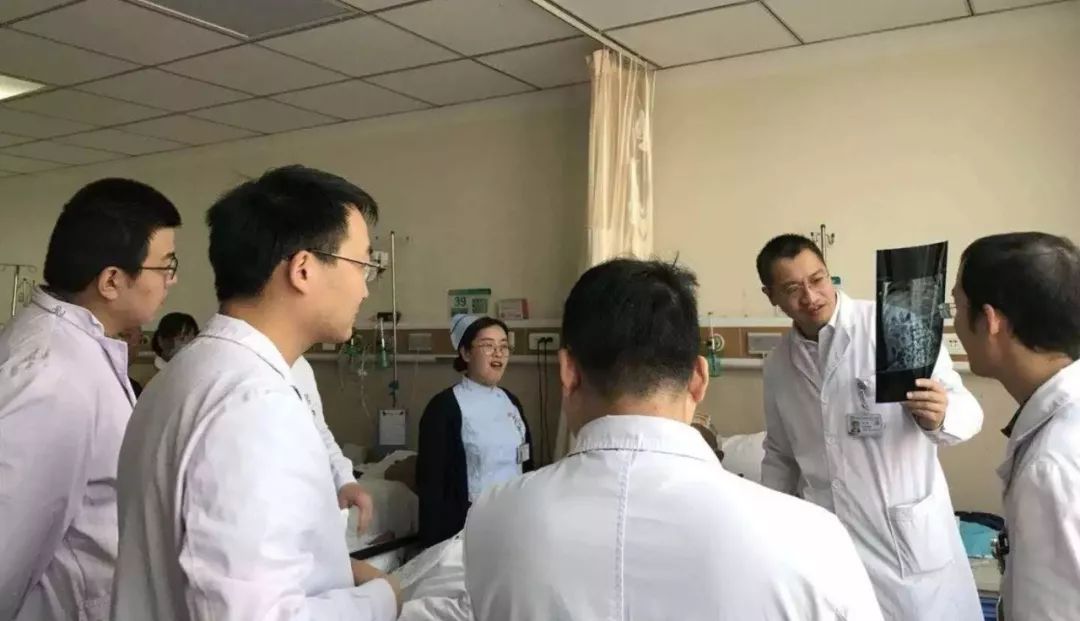 有什么好的办法唤醒重度昏迷病人,怎样帮助深度昏迷的病人恢复清醒