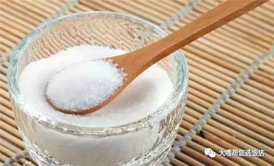 「吃货涨姿势」说说烘焙时常用的那些糖！细砂糖、绵白糖、糖粉……分别怎么用？